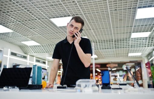 how-to-choose-the-right-wholesale-voip-carrier-in-2025?